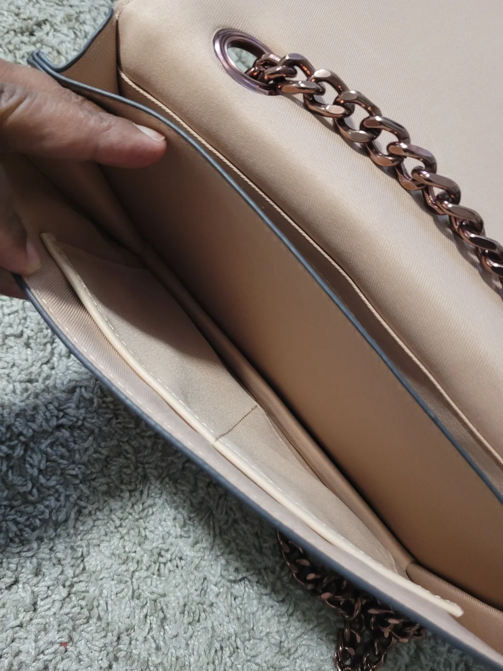 ALDO Greenwald Crossbody Bag in a beige/blush color featuring a chevron-quilted - Picture 7 of 7
